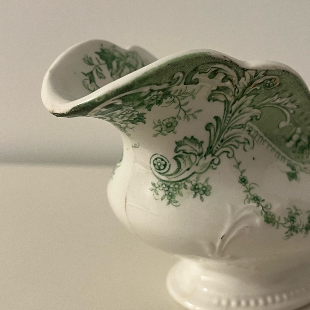 Vintage Johnson Brothers The Florentine Green Pattern  Gravy Boat England - Picture 3 of 15